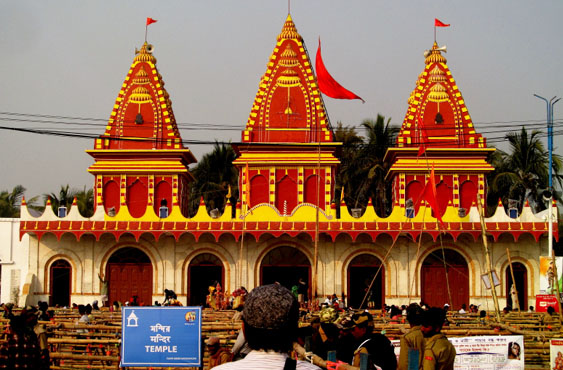 Holy dip at Ganga Sagar Tour